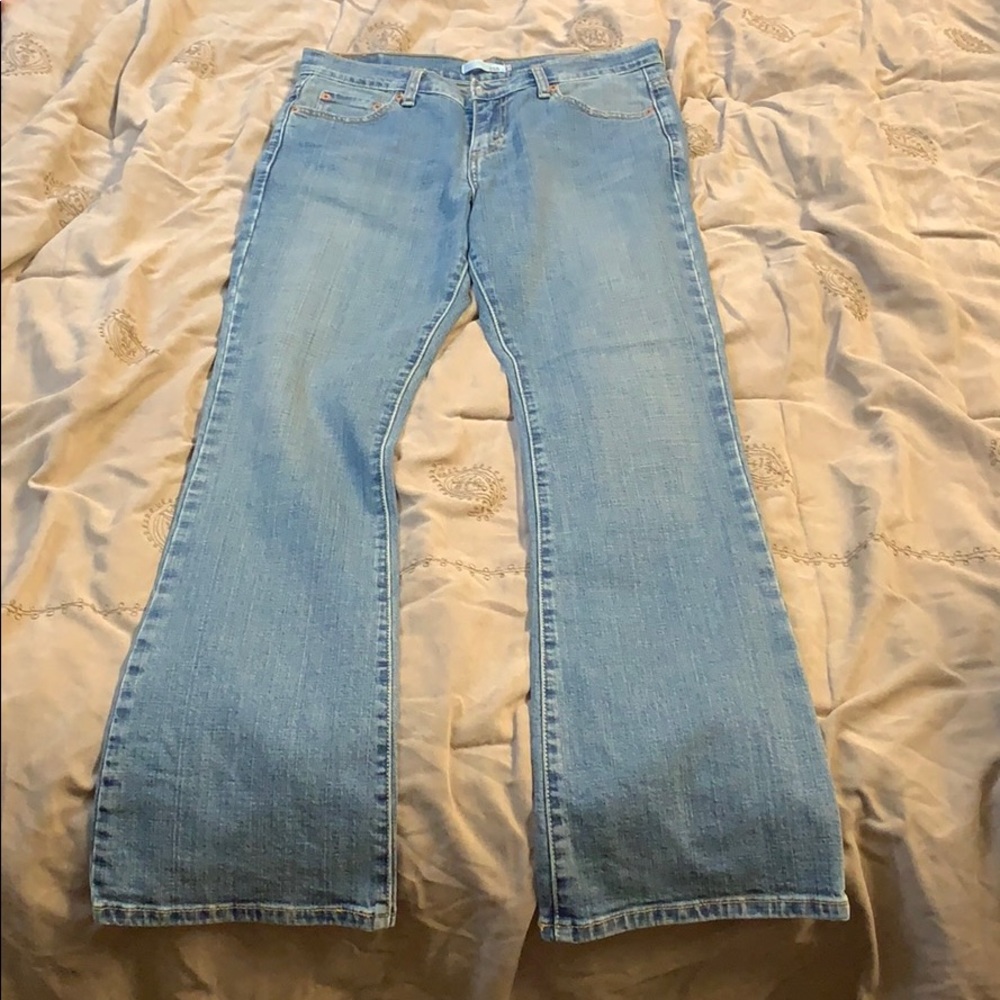 levi boot cut jeans